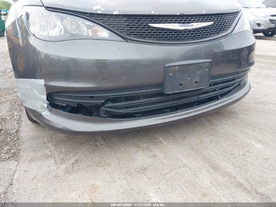 CHRYSLER PACIFICA