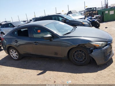 MAZDA MAZDA3