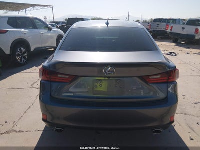 LEXUS IS 200T