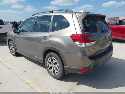 SUBARU FORESTER