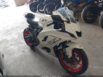 2023 Yamaha Yzfr7