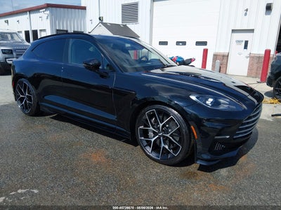 ASTON MARTIN DBX