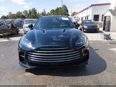 ASTON MARTIN DBX