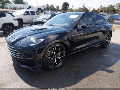 ASTON MARTIN DBX