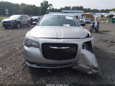 CHRYSLER 300