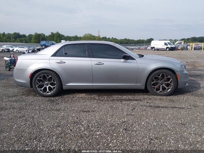 CHRYSLER 300
