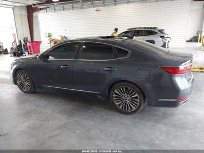 KIA CADENZA