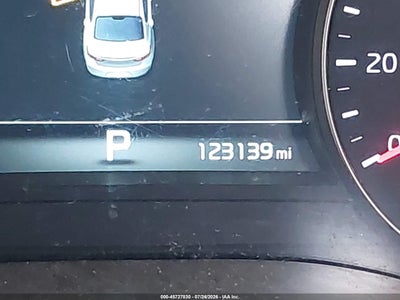 KIA CADENZA