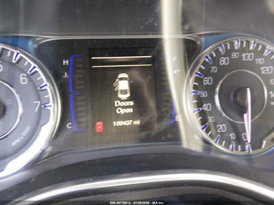 CHRYSLER 200