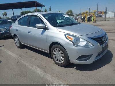 2016 NISSAN VERSA