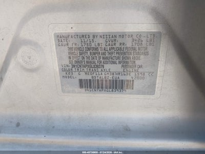 2016 NISSAN VERSA 9