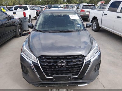 NISSAN KICKS