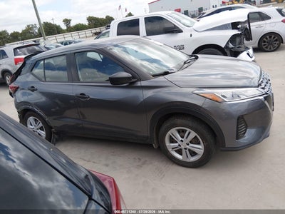 NISSAN KICKS