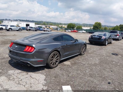 FORD MUSTANG
