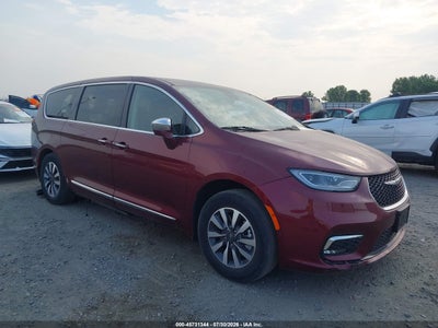 CHRYSLER PACIFICA HYBRID