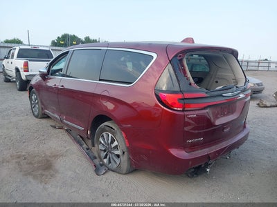 CHRYSLER PACIFICA HYBRID