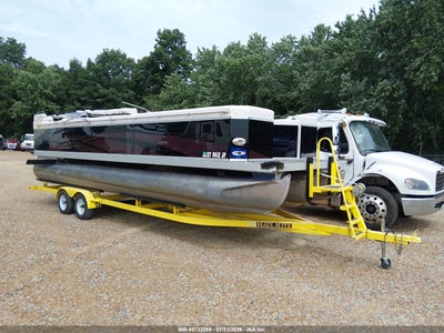 2006 Evolution Power Boats Pontoon Boat