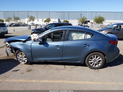 MAZDA MAZDA3