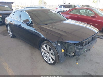 2017 Volvo S90