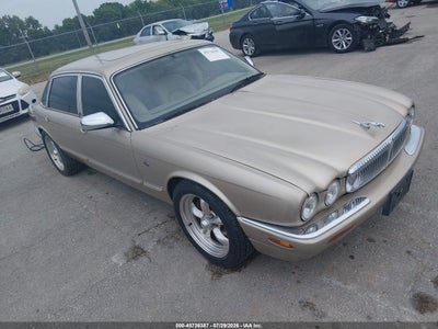1998 Jaguar Xj8