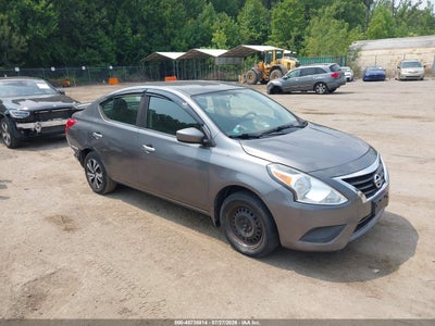 NISSAN VERSA