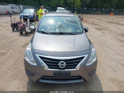 NISSAN VERSA