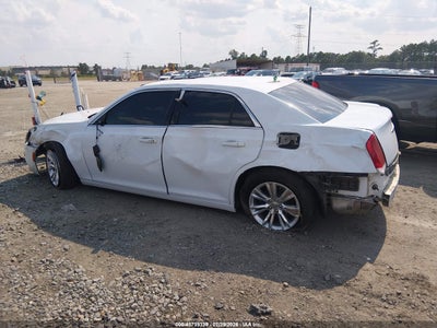 CHRYSLER 300