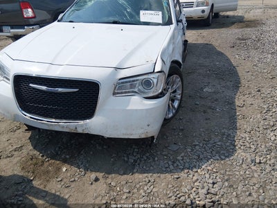 CHRYSLER 300