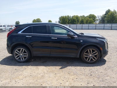 CADILLAC XT4