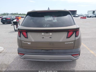 HYUNDAI TUCSON HYBRID