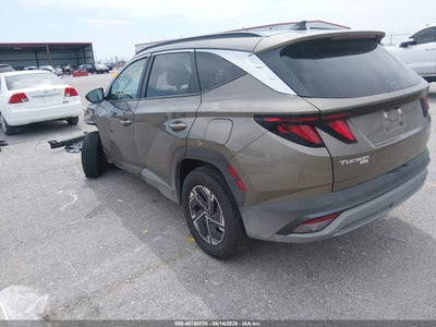 HYUNDAI TUCSON HYBRID