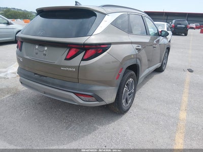 HYUNDAI TUCSON HYBRID