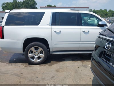 CHEVROLET SUBURBAN