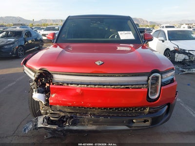 RIVIAN R1S