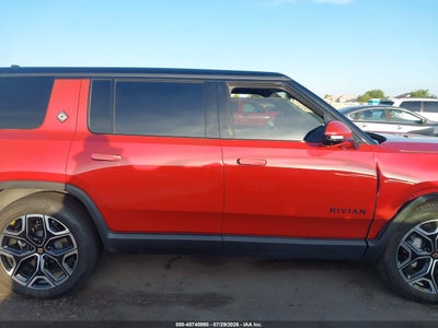 RIVIAN R1S