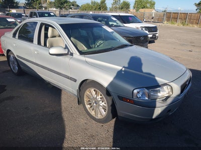 2001 Volvo S80