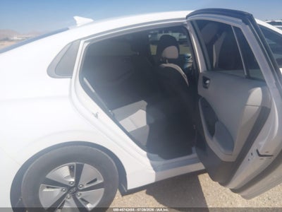 2020 HYUNDAI IONIQ HYBRID 8