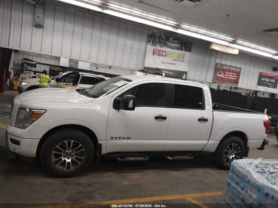 NISSAN TITAN