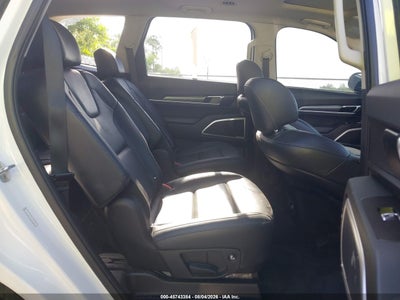 KIA TELLURIDE