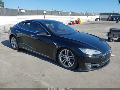 2015 Tesla Model S