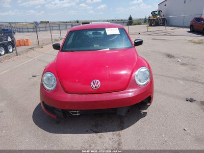 VOLKSWAGEN BEETLE