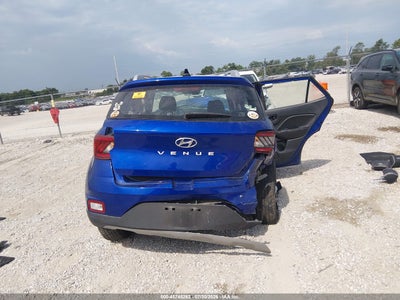 HYUNDAI VENUE
