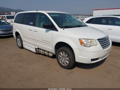 2009 Chrysler Town & Country