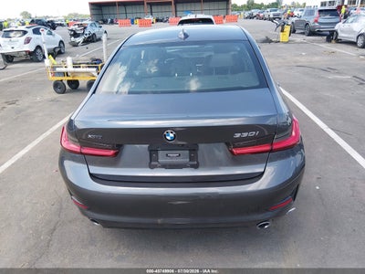 BMW 330I