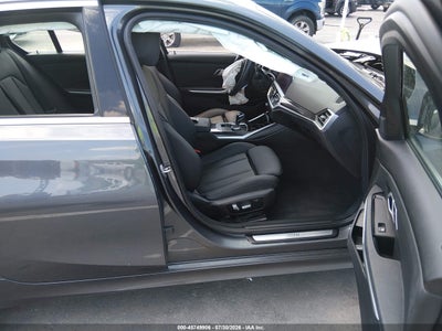 BMW 330I