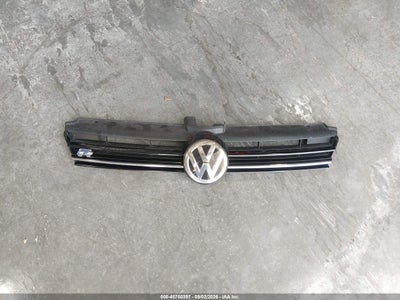 VOLKSWAGEN GOLF R