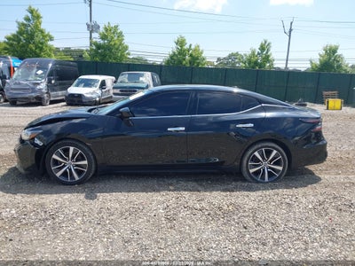 NISSAN MAXIMA