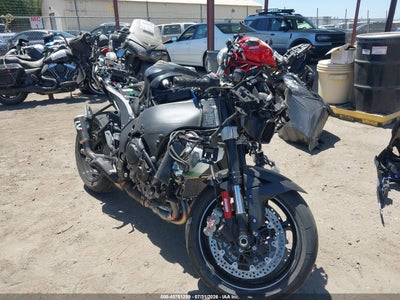 2025 Kawasaki Zx1002
