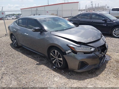 NISSAN MAXIMA