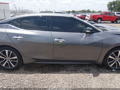 NISSAN MAXIMA